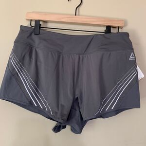 Reebok Grey Slim Training Stamina Short NWT Size Medium 3" Inseam